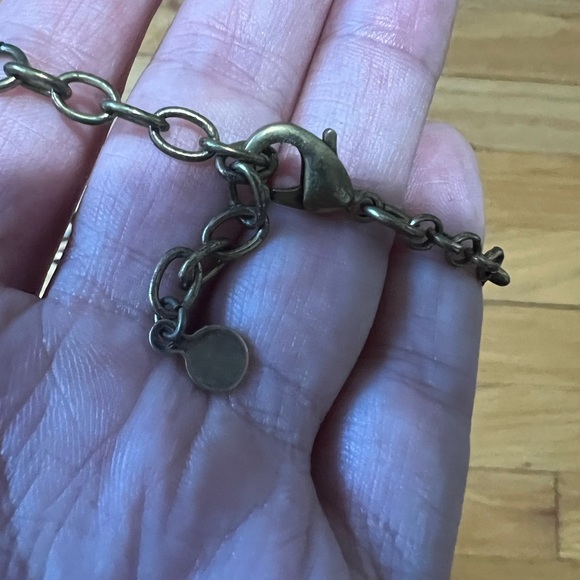 Loft Jewel Statement Necklace Maroon and Grey Jewels - Picture 6 of 7